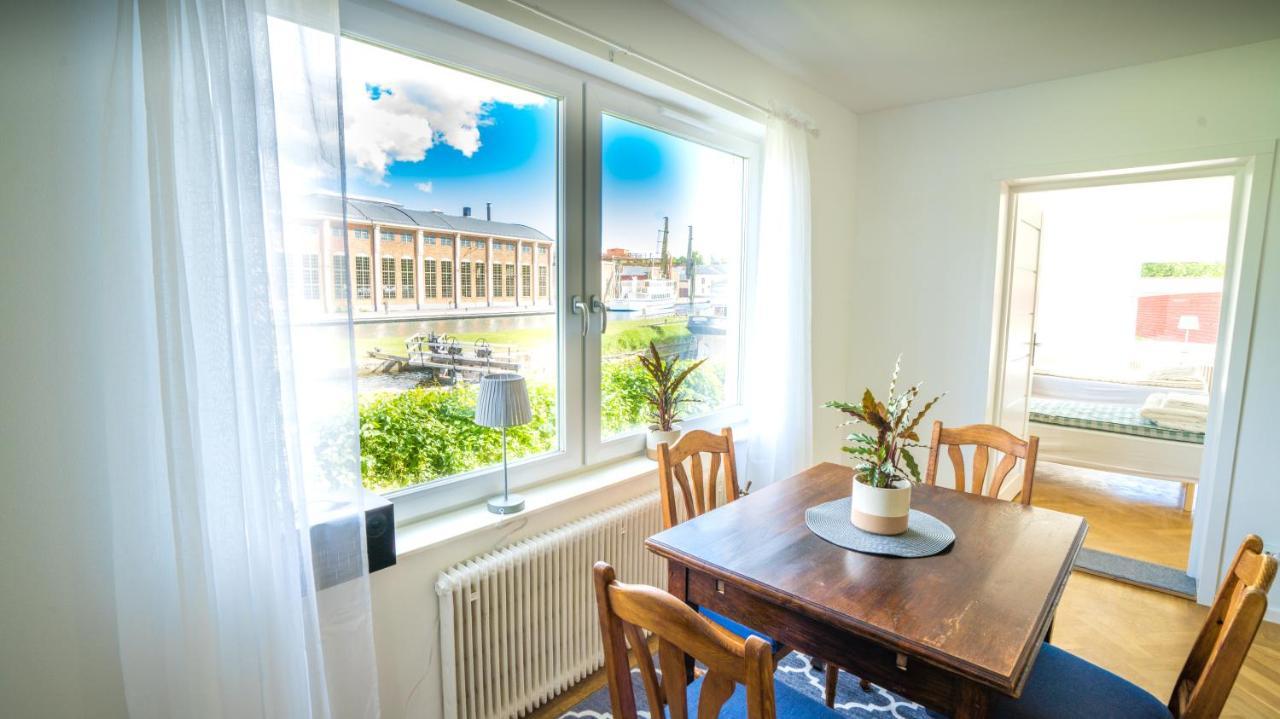 Byggmaestare Villan Motala Extérieur photo